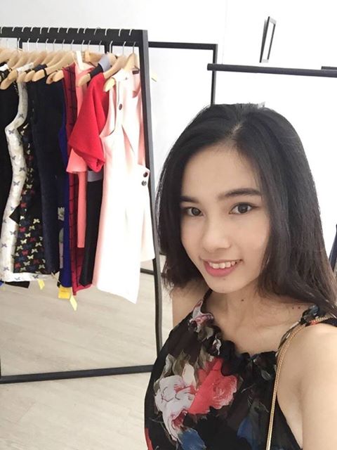 Oanh Phạm - Beauty Blogger Bot for Facebook Messenger