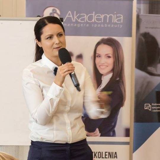 Marta Fiłoń - szkolenia, trener biznesu spa & beauty Bot for Facebook Messenger