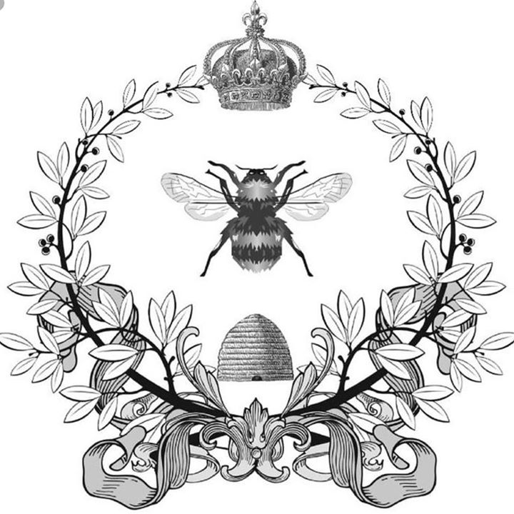 Queen Bee Wreaths and Decor Bot for Facebook Messenger