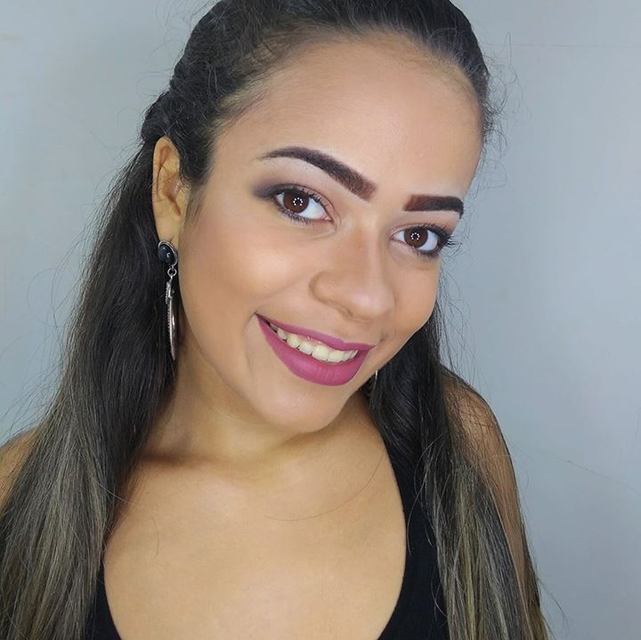 Milly Soares Makeup Bot for Facebook Messenger