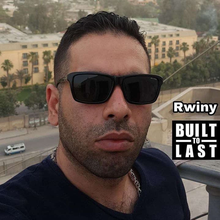 Entrepreneur Rwiny Bot for Facebook Messenger