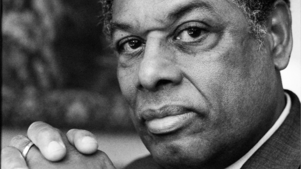 Thomas Sowell Quotes Bot for Facebook Messenger