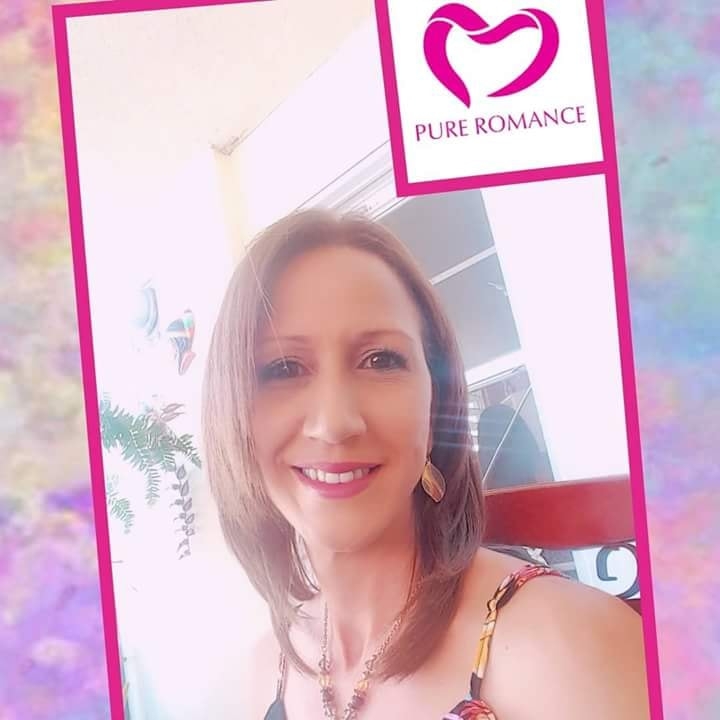 Ileana Ortiz - Pure Romance Bot for Facebook Messenger