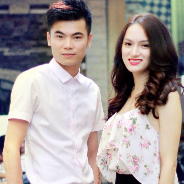 Hân Royal Nguyễn Hairstylist Bot for Facebook Messenger