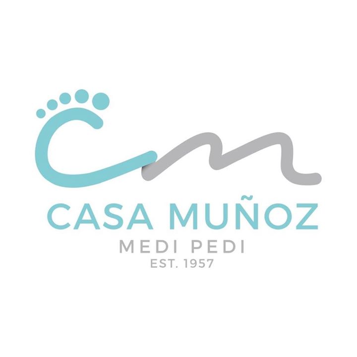 Casa Muñoz Pedicuro Clínico Bot for Facebook Messenger