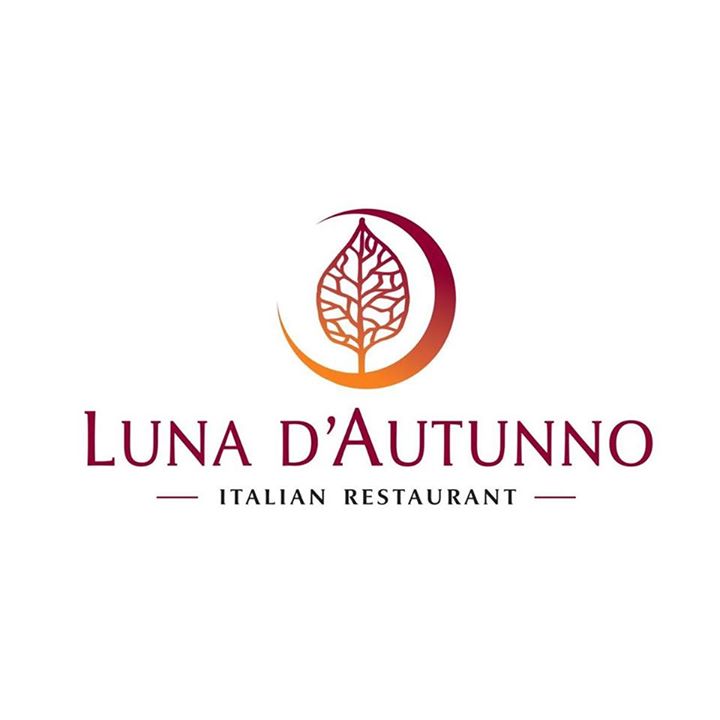 Luna d'Autunno Bot for Facebook Messenger
